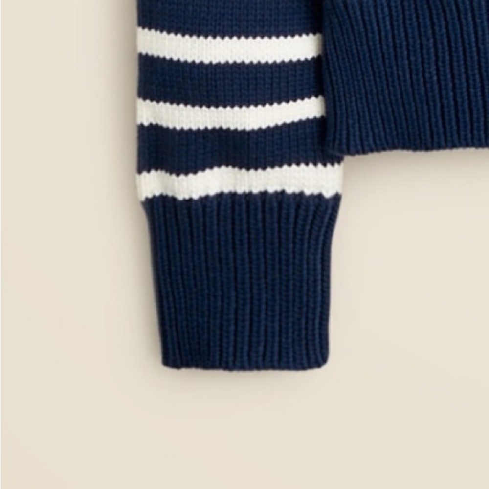 J CREW Relaxed Sweater - M - NWT - Picture 2 of 3